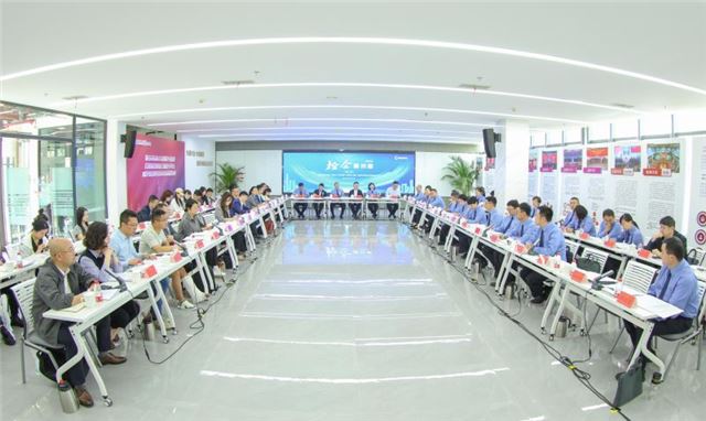 “检企面对面”第二场座谈会。成都市检察院供图